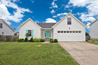 1276 Archwood Dr, Clarksville, TN 37042