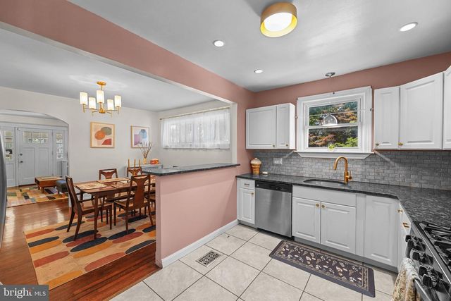 2463 ELDON AVE, Drexel Hill, PA 19026