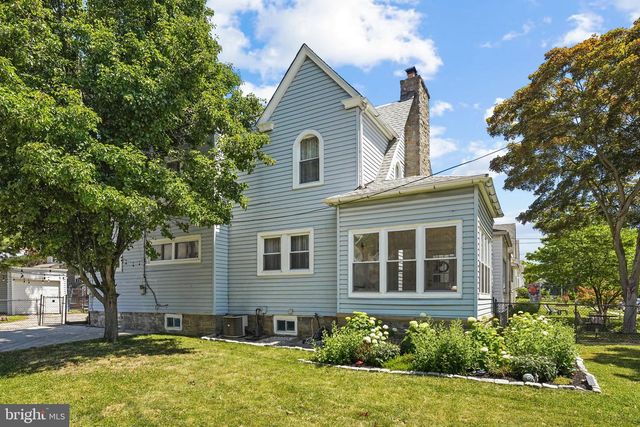 2463 ELDON AVE, Drexel Hill, PA 19026