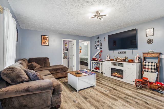 225 Woodbury Hwy, Liberty, TN 37095