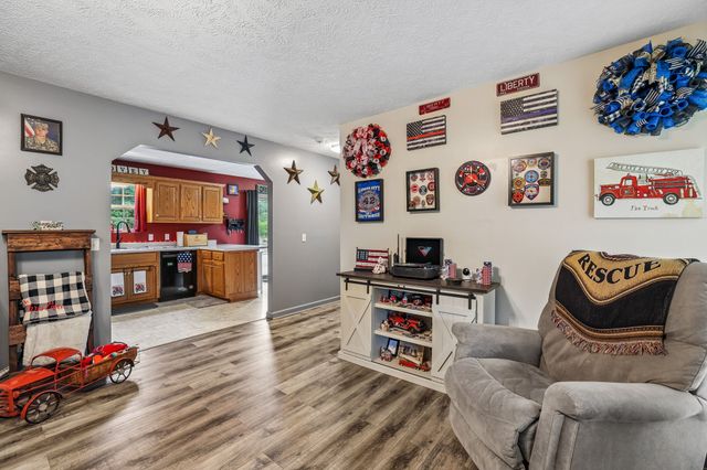 225 Woodbury Hwy, Liberty, TN 37095