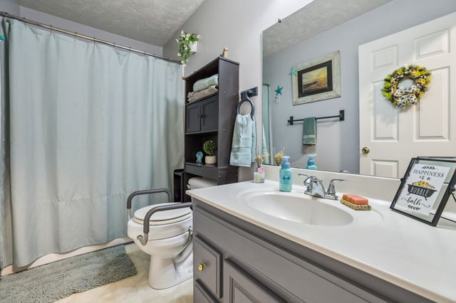225 Woodbury Hwy, Liberty, TN 37095