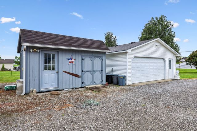 225 Woodbury Hwy, Liberty, TN 37095
