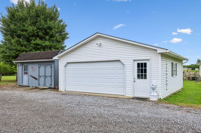 225 Woodbury Hwy, Liberty, TN 37095
