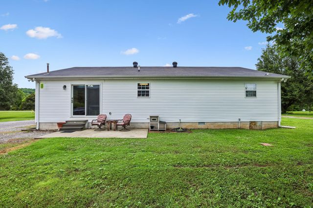 225 Woodbury Hwy, Liberty, TN 37095
