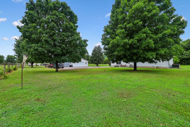225 Woodbury Hwy, Liberty, TN 37095