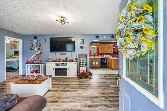 225 Woodbury Hwy, Liberty, TN 37095