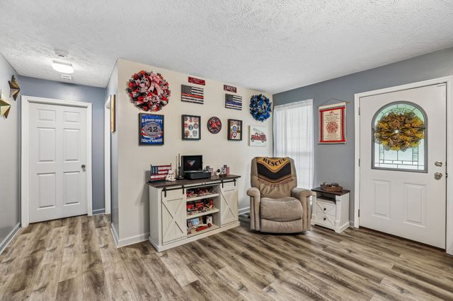 225 Woodbury Hwy, Liberty, TN 37095