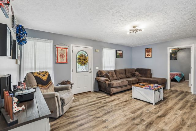 225 Woodbury Hwy, Liberty, TN 37095