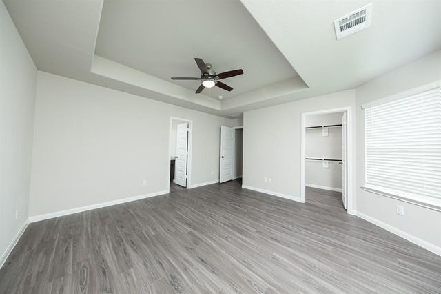 5114 Hector Gustavo Drive, Rosharon, TX 77583
