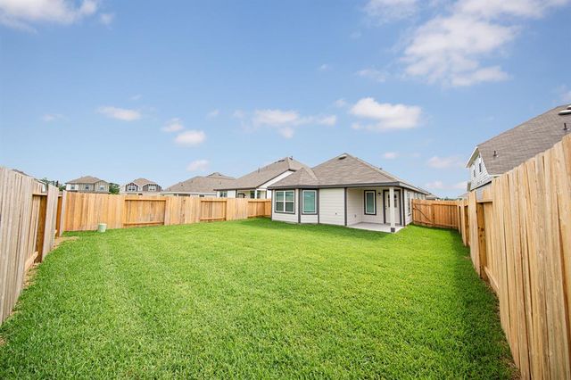 5114 Hector Gustavo Drive, Rosharon, TX 77583