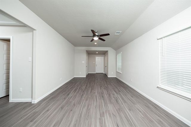 5114 Hector Gustavo Drive, Rosharon, TX 77583