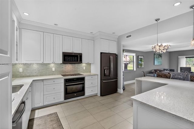 8887 SW 62nd Terrace 10A, Miami, FL 33173