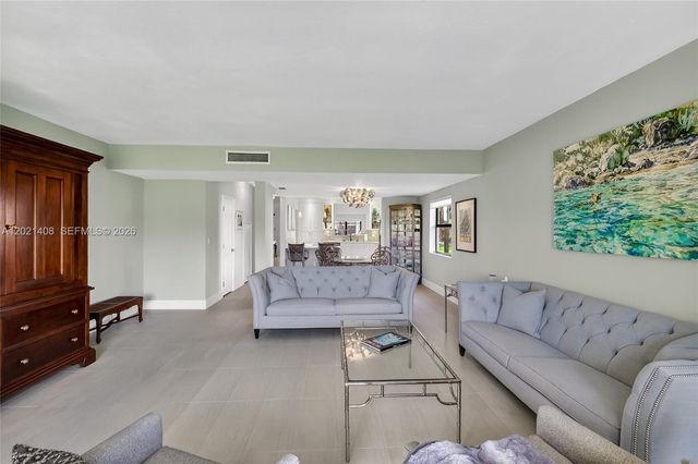 8887 SW 62nd Terrace 10A, Miami, FL 33173