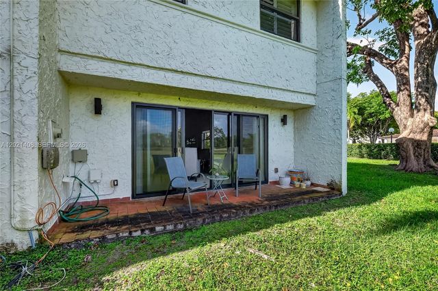8887 SW 62nd Terrace 10A, Miami, FL 33173