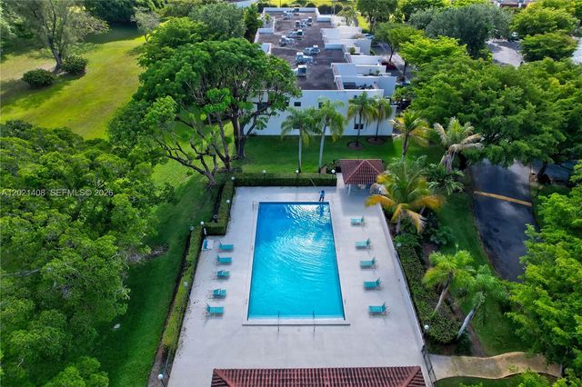 8887 SW 62nd Terrace 10A, Miami, FL 33173