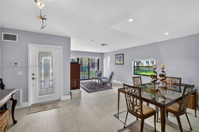 8887 SW 62nd Terrace 10A, Miami, FL 33173