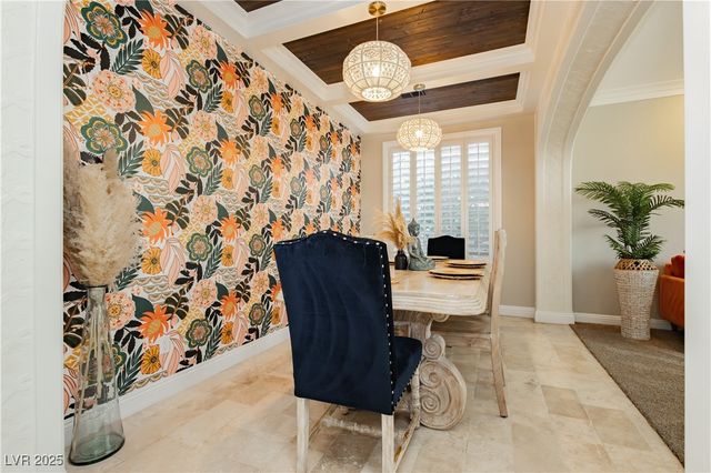 992 Mackenzie Creek Avenue, Henderson, NV 89002