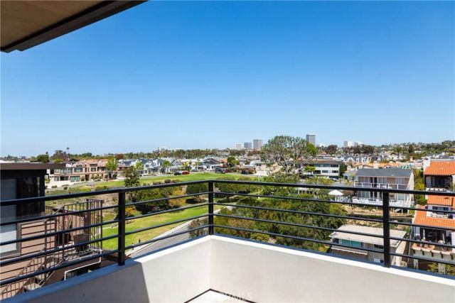 356 Dahlia Place, Corona Del Mar, CA 92625