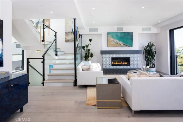 356 Dahlia Place, Corona Del Mar, CA 92625