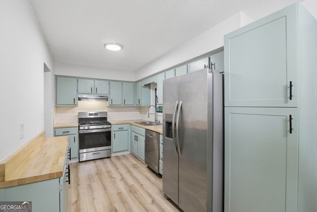3651 Silver Leaf Lane SW, Marietta, GA 30008