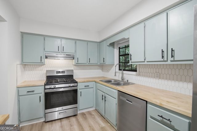 3651 Silver Leaf Lane SW, Marietta, GA 30008