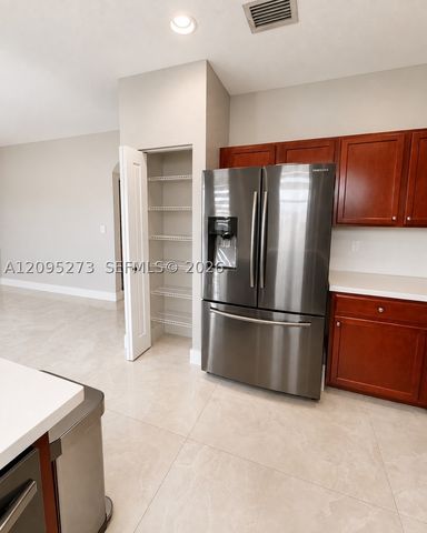 14753 SW 25th St, Miami, FL 33185