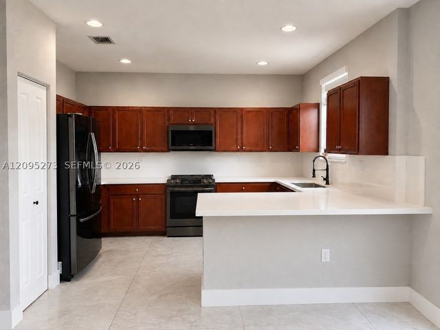 14753 SW 25th St, Miami, FL 33185