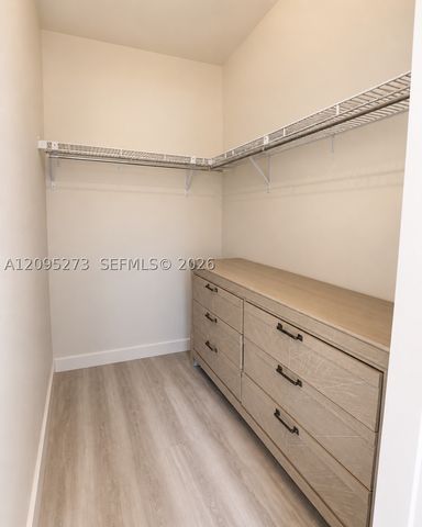 14753 SW 25th St, Miami, FL 33185