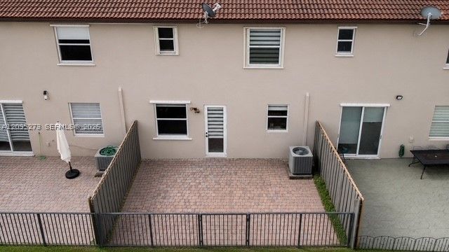 14753 SW 25th St, Miami, FL 33185
