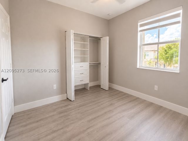 14753 SW 25th St, Miami, FL 33185