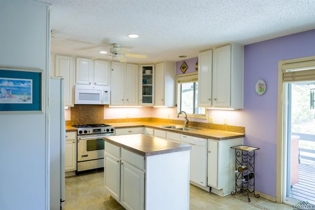 709 Tahiti, Jefferson, TX 75657