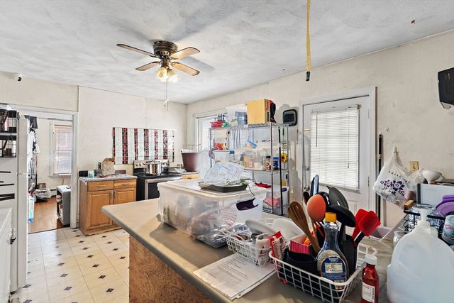 6-8 Dalton St, Lowell, MA 01850