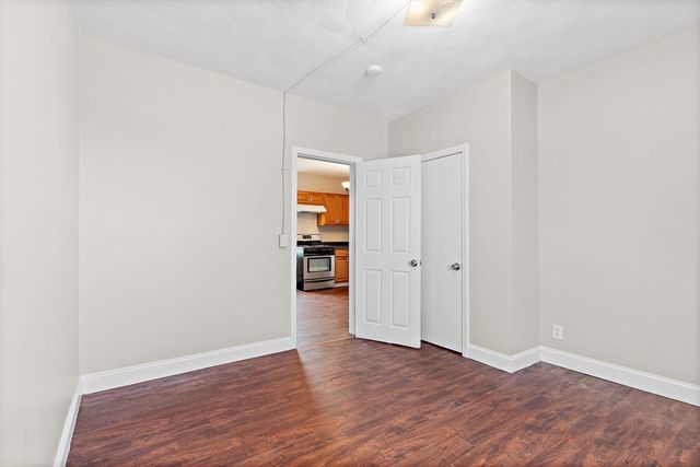 6-8 Dalton St, Lowell, MA 01850
