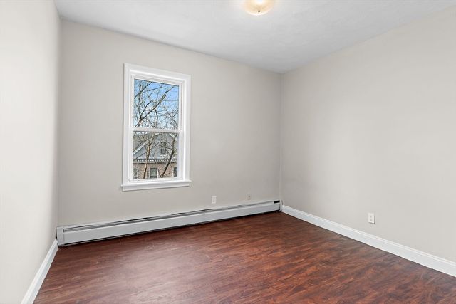 6-8 Dalton St, Lowell, MA 01850