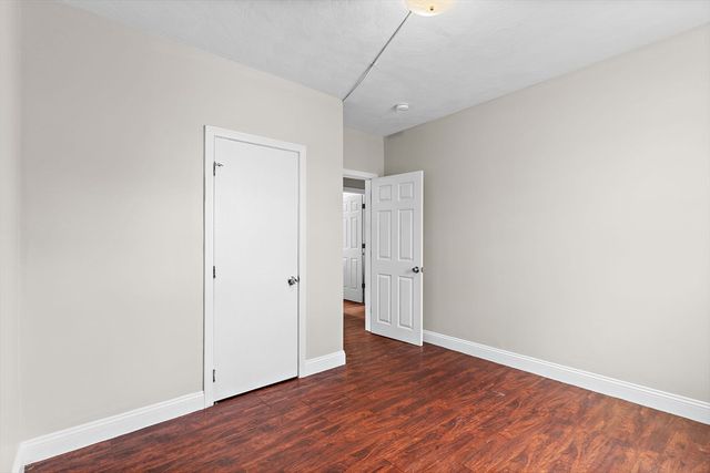 6-8 Dalton St, Lowell, MA 01850