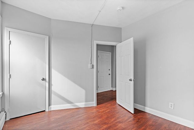 6-8 Dalton St, Lowell, MA 01850