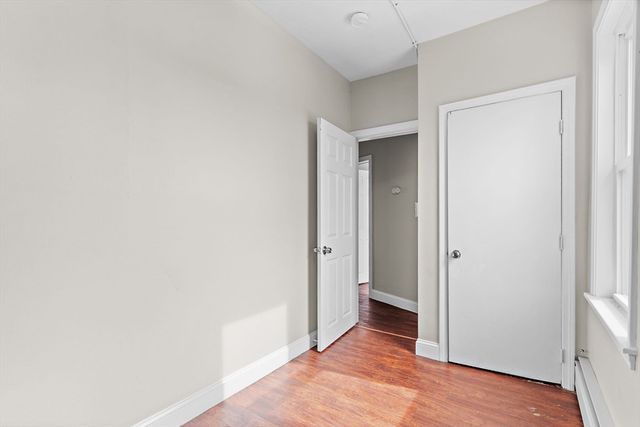 6-8 Dalton St, Lowell, MA 01850