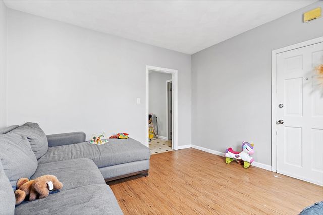 6-8 Dalton St, Lowell, MA 01850
