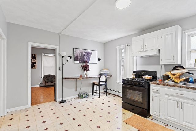 6-8 Dalton St, Lowell, MA 01850