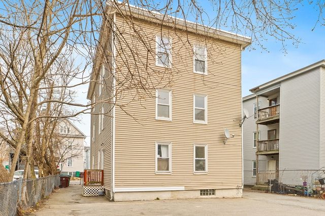 6-8 Dalton St, Lowell, MA 01850