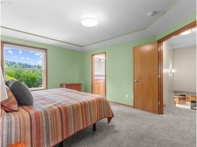 366 Sw 37TH Cir, Gresham, OR 97080