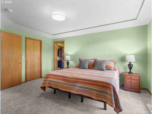 366 Sw 37TH Cir, Gresham, OR 97080