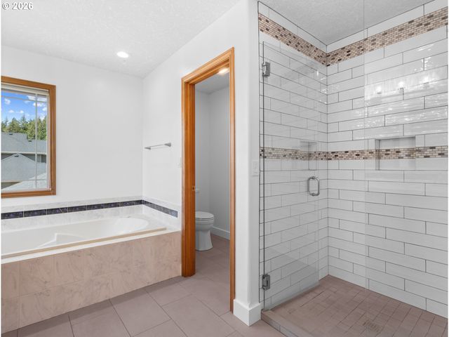 366 Sw 37TH Cir, Gresham, OR 97080
