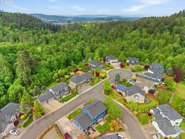 366 Sw 37TH Cir, Gresham, OR 97080