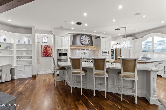 4715 N LAUNFAL Avenue, Phoenix, AZ 85018