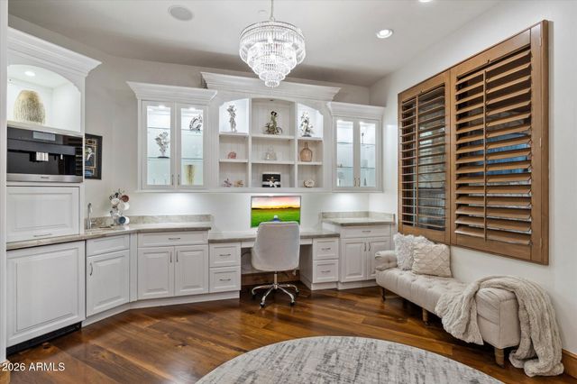 4715 N LAUNFAL Avenue, Phoenix, AZ 85018