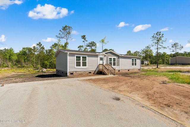 6830 Lewis Drive SE, Winnabow, NC 28479