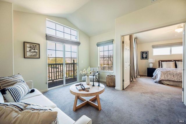 143 Renz Ln, Geyserville, CA 95441