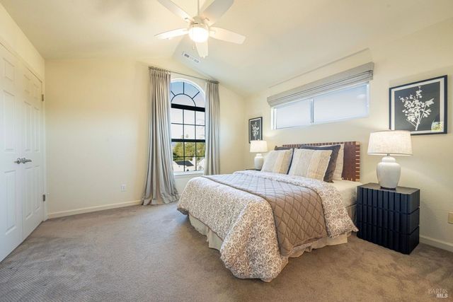 143 Renz Ln, Geyserville, CA 95441